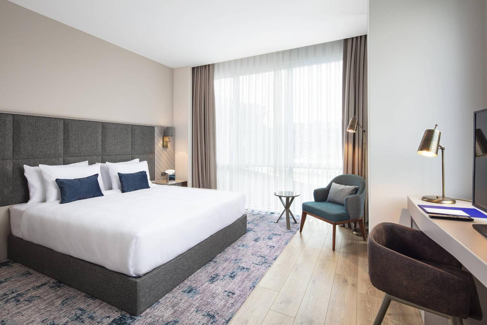 Delta Hotels by Marriott Istanbul Kagithane Exteriör bild