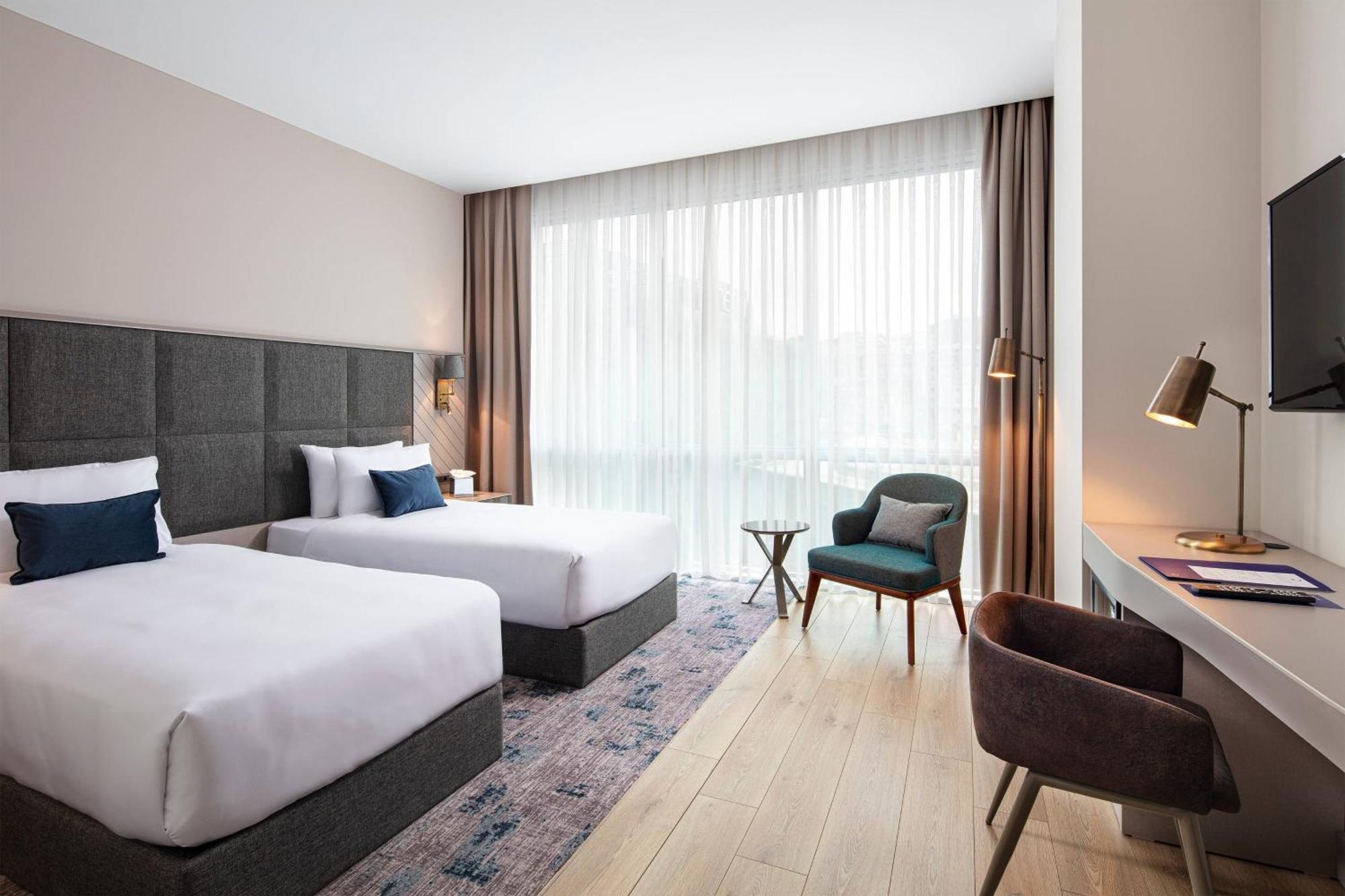 Delta Hotels by Marriott Istanbul Kagithane Exteriör bild